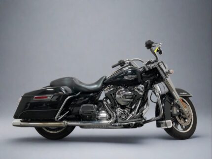 * 2015 Harley-Davidson Touring Road King FLHR 103" 6-Speed One Owner & Low Miles! $12,995